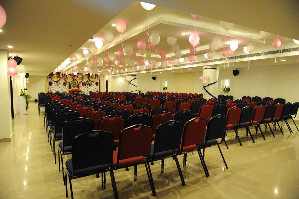 Hotel Midcity Vijayawāda Dış mekan fotoğraf